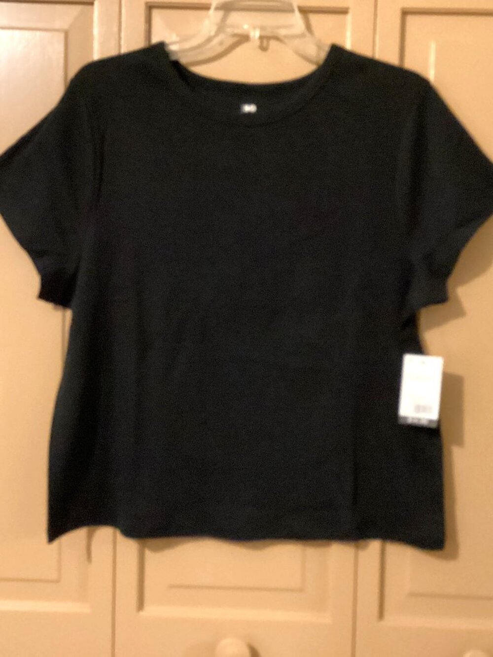 Kohl's Size 2X Short Sleeve Black T-Shirt. 100% Cotton.